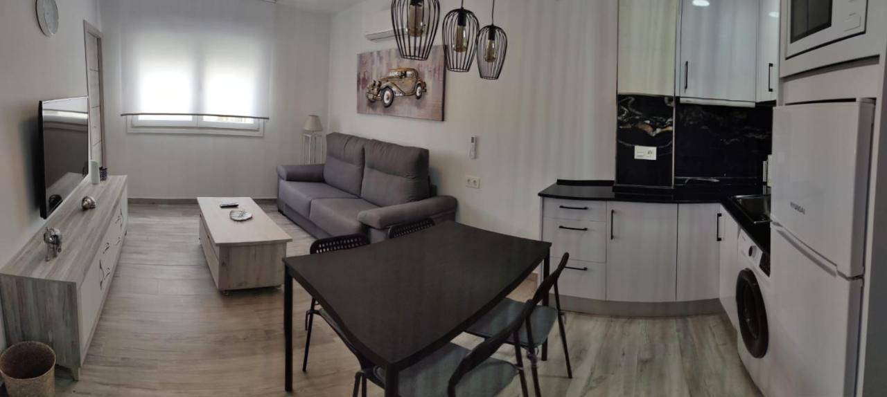 Apartamentos Sol Y Luna Conil Conil De La Frontera Exterior foto