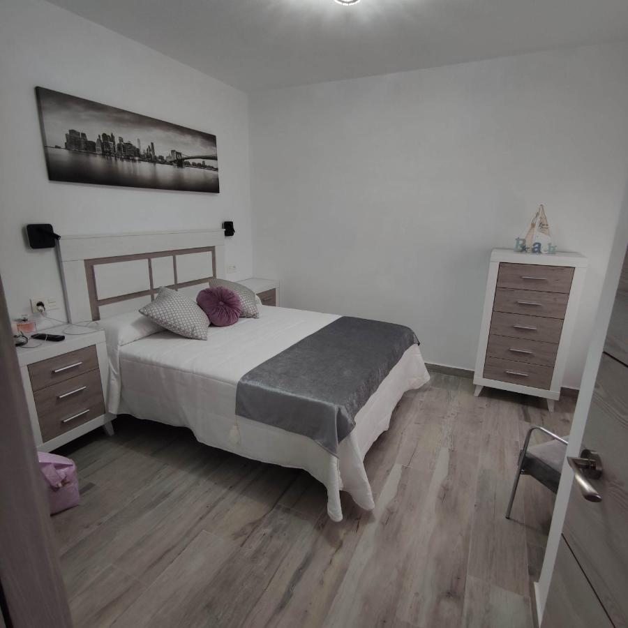 Apartamentos Sol Y Luna Conil Conil De La Frontera Exterior foto